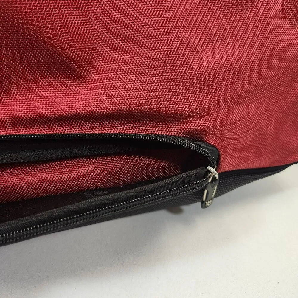 Wilson Staff Messenger Bag Crossbody Strap Golf Tennis Computer Laptop